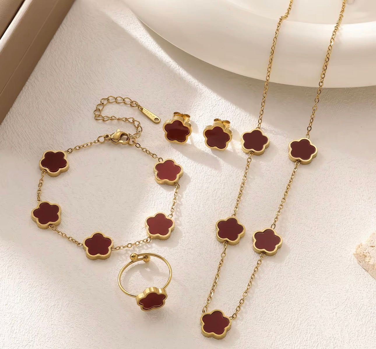 18K Gold Plated White Clover 4-Piece Jewelry Set